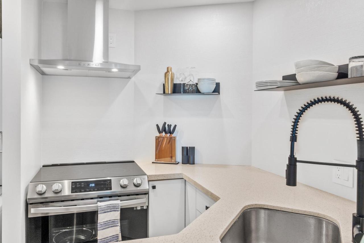 Downtown Luxury 1Br Coal Harbour Leilighet Vancouver Eksteriør bilde