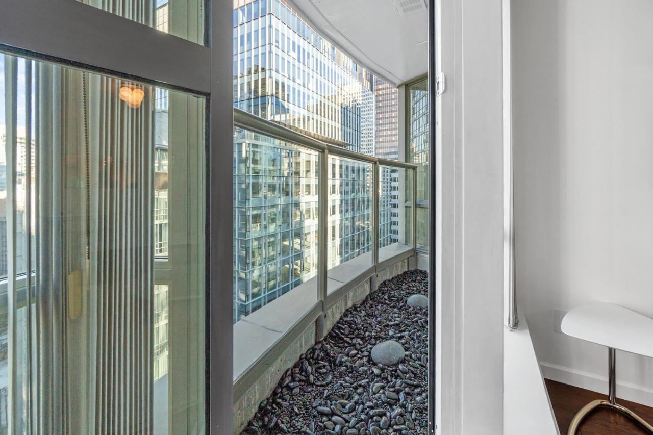 Downtown Luxury 1Br Coal Harbour Leilighet Vancouver Eksteriør bilde