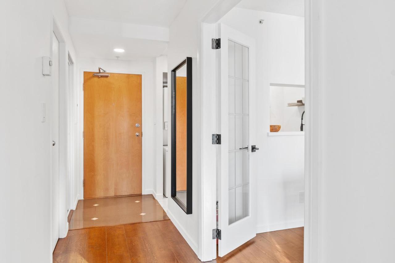 Downtown Luxury 1Br Coal Harbour Leilighet Vancouver Eksteriør bilde