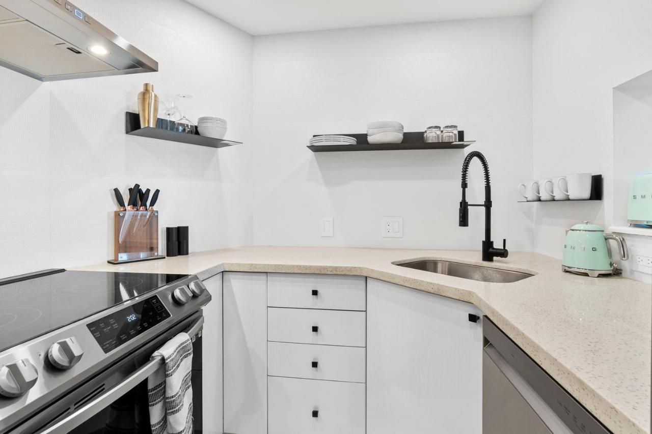 Downtown Luxury 1Br Coal Harbour Leilighet Vancouver Eksteriør bilde